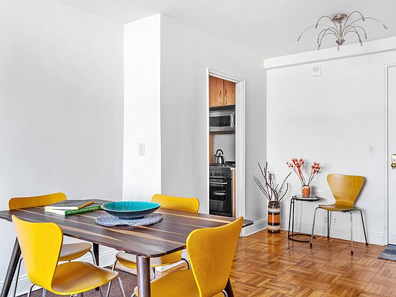 3rd image of 61 Jane St #5E