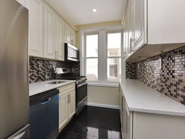 25-72 99th Street image 3 of 16