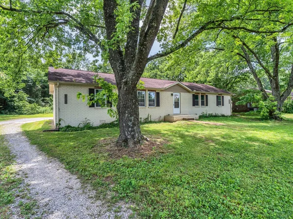 6030 Sedgeridge Ave, Murfreesboro, TN 37129