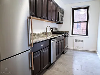 Rented by Hillel Realty Group