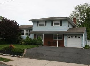 1426 Mullica Dr, North Brunswick, NJ 08902