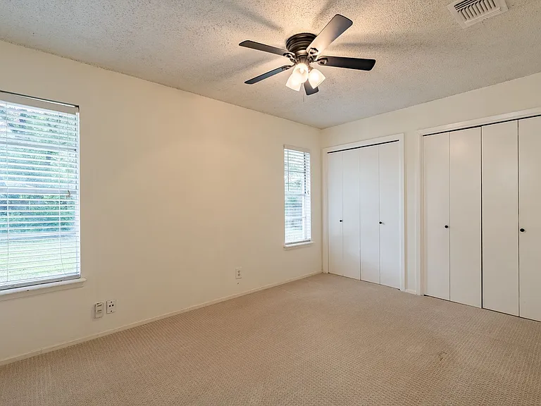 6505 Pevensey Dr — Photo 12