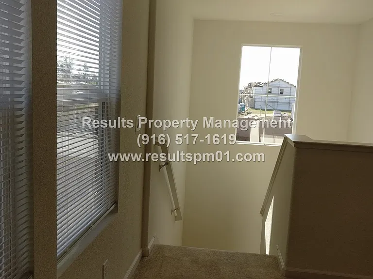 4329 Gentry Way — Photo 42