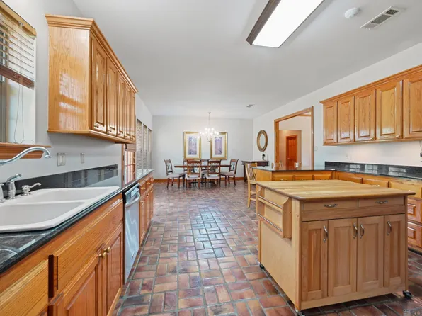 41255 Black Bayou Rd, Gonzales, LA 70737