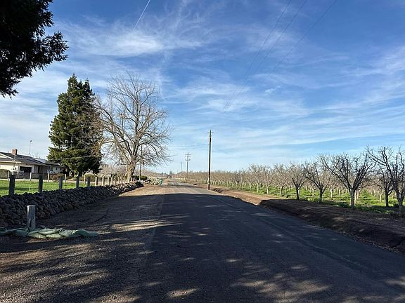 4th image of 13011 Carmen Ln
