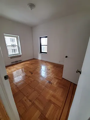 Rented by AJ Clarke | media 15