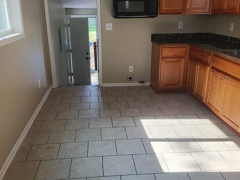 24399 Hopkins St — Photo 3