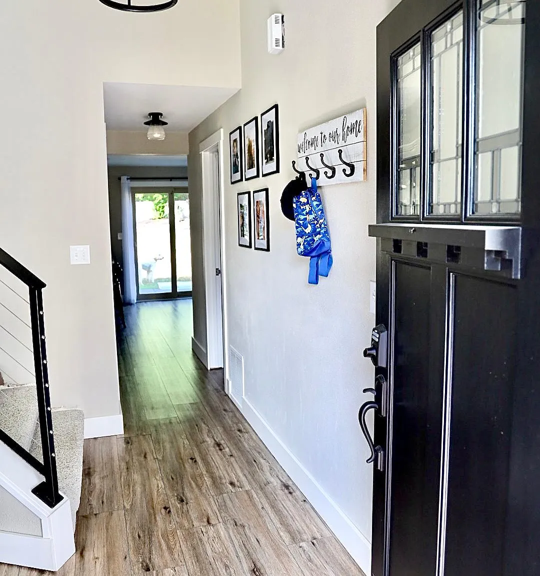 3 bed, 2.5 bath, 1561 sqft, $3,200 — Photo 3