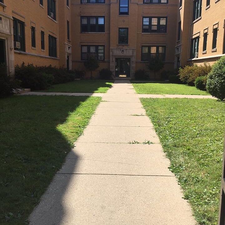 2nd image of 10920 S Vernon Ave APT 2E
