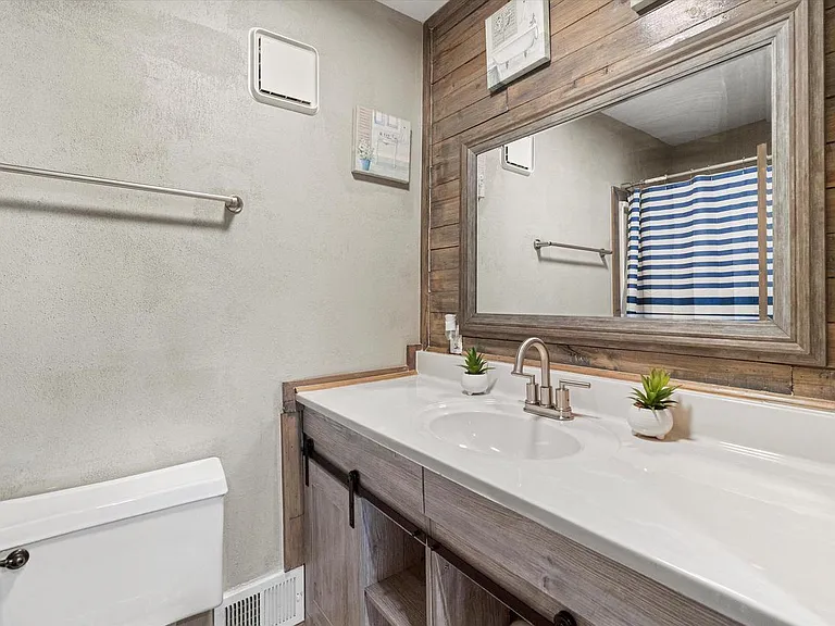 6050 W Calumet Rd #101A — Photo 15