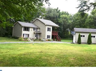 4200 Hill Terrace Dr, Sinking Spring, PA 19608