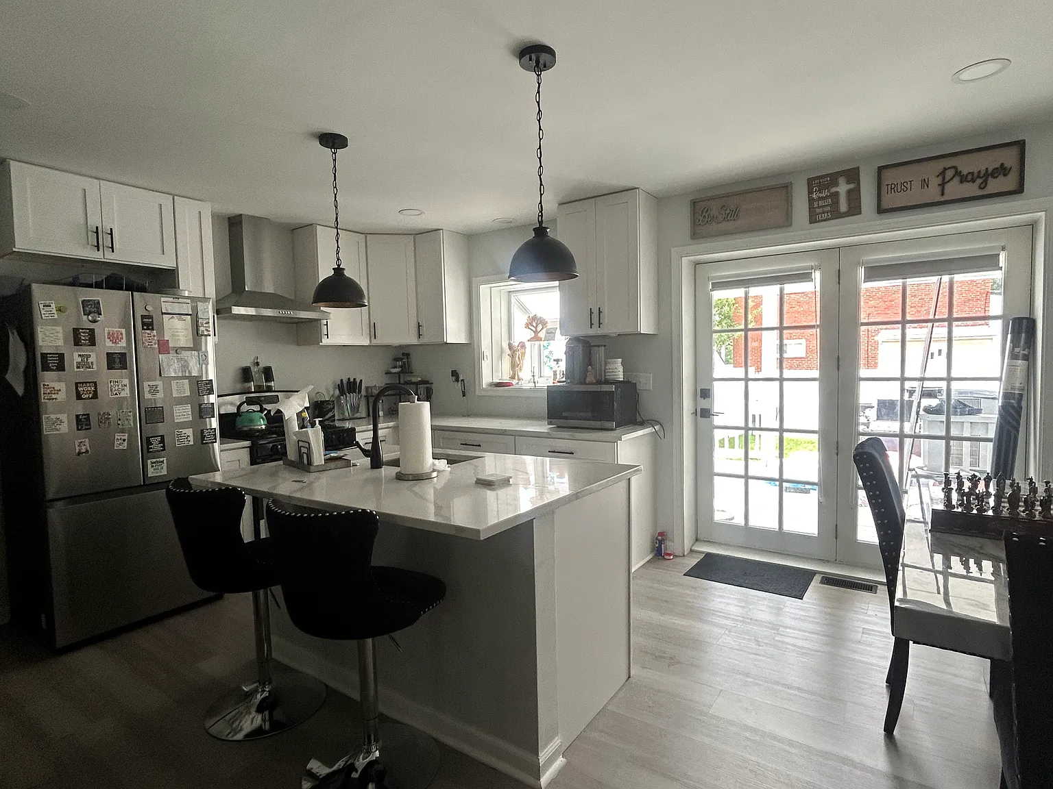 3 bed, 1900 sqft, $2,500 — Photo 4