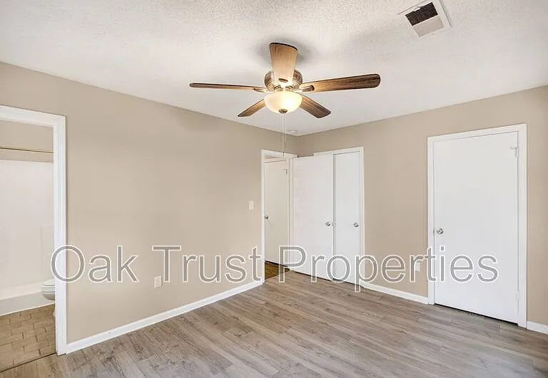 103 Cambell Ct — Photo 12