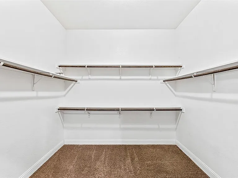 655 Kimblewick Dr — Photo 14