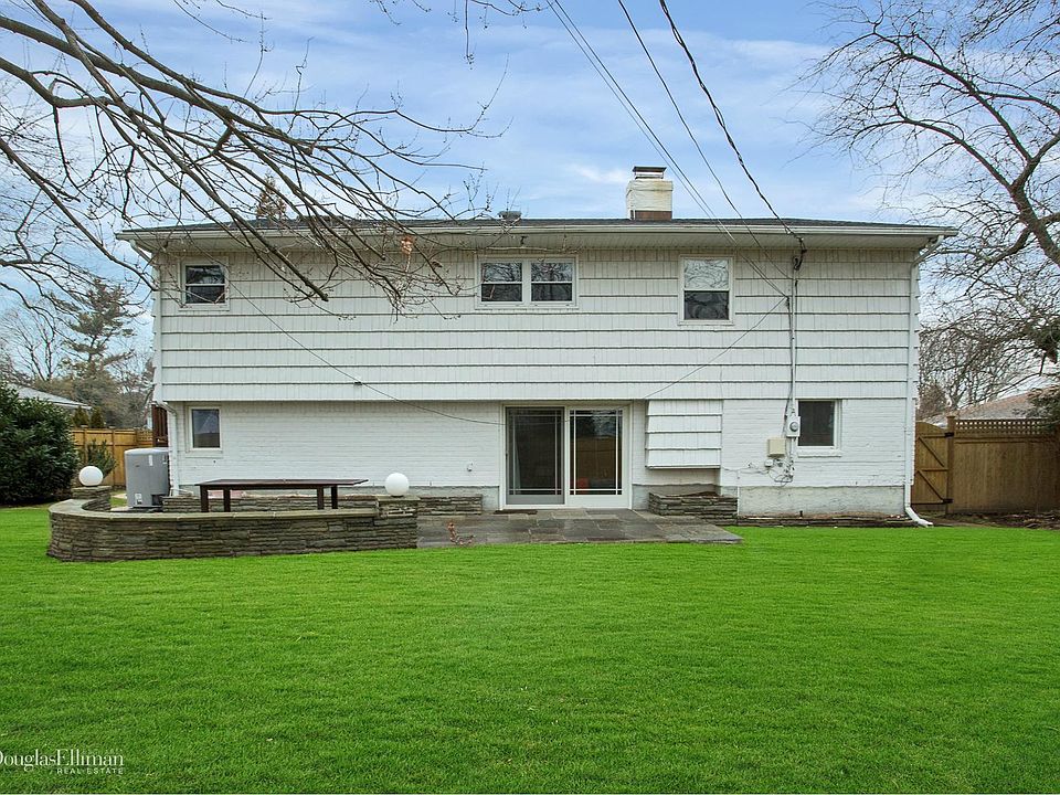 2nd image of 72 Merry Ln