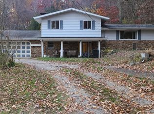 161 Hellein School Rd, Acme, PA 15610