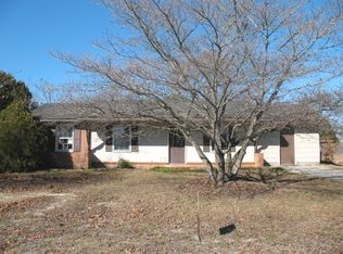 3734 Colonial Cv, Hope Mills, NC 28348