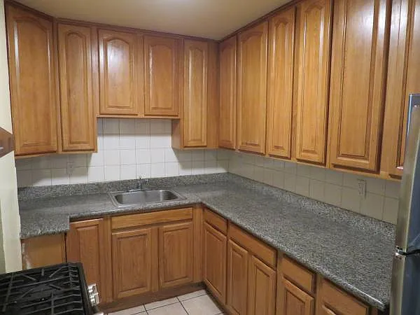 2726 Park Blvd — Photo 11