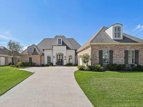 7097 Fleur De Lis, Zachary, LA 70791