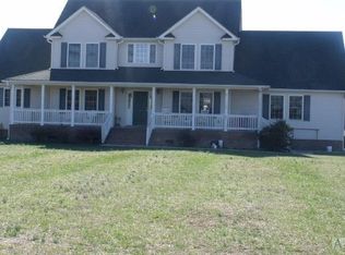 867 E Ridge Rd, Shawboro, NC 27973