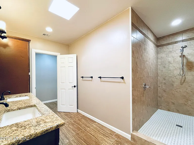 12825 E Cape Horn Dr — Photo 48