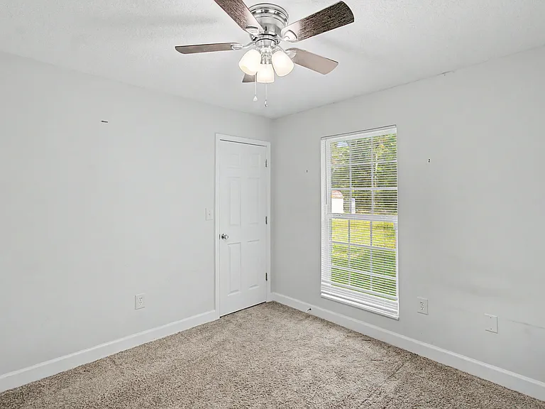 10179 Highway 196 W — Photo 12