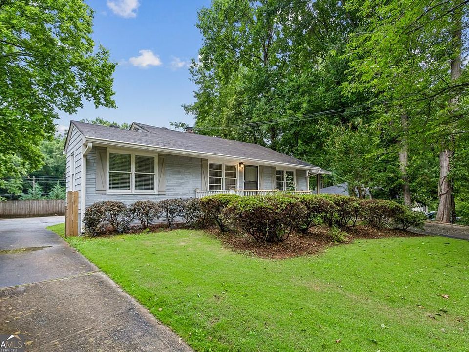 1st image of 1910 La Dawn Ln NW