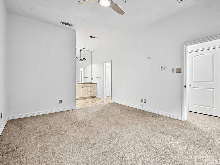 4334 Buena Vista St #A — Photo 17
