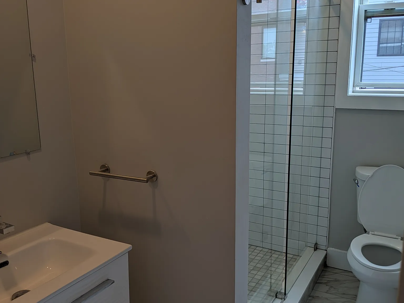 2 bed, 900 sqft, $1,695 — Photo 4