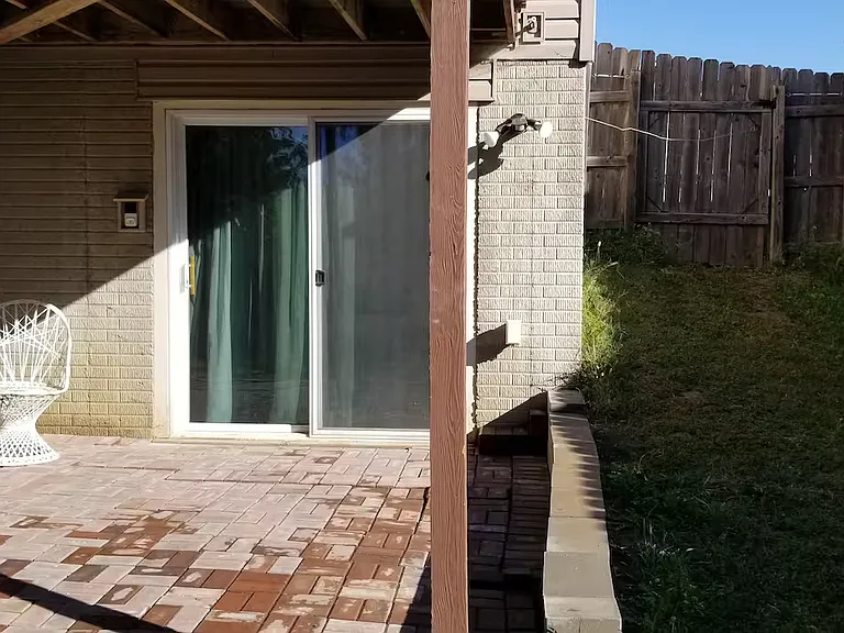10871 Girard St — Photo 14