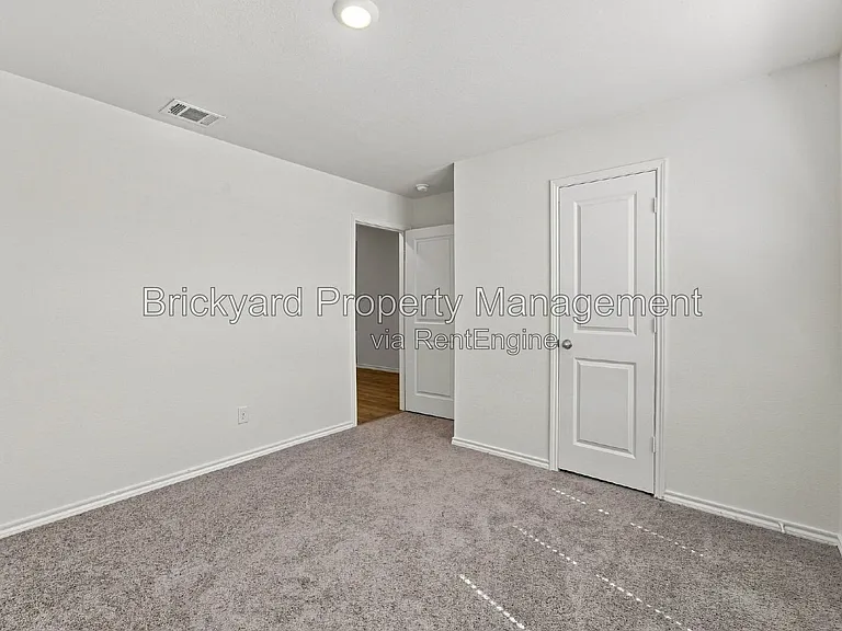 601 Banner Ave — Photo 9