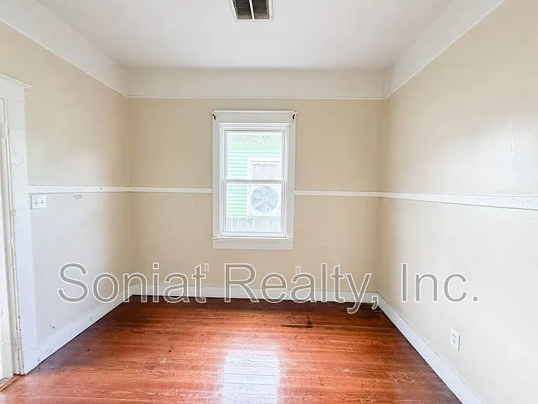 1902 Iberville St — Photo 5