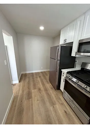 2312-2318 Chatsworth Blvd Photo 1