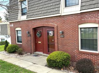 680 Carriage Cir, Pittsburgh, PA
