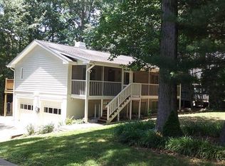 49 Wildwood Cir, Fletcher, NC 28732