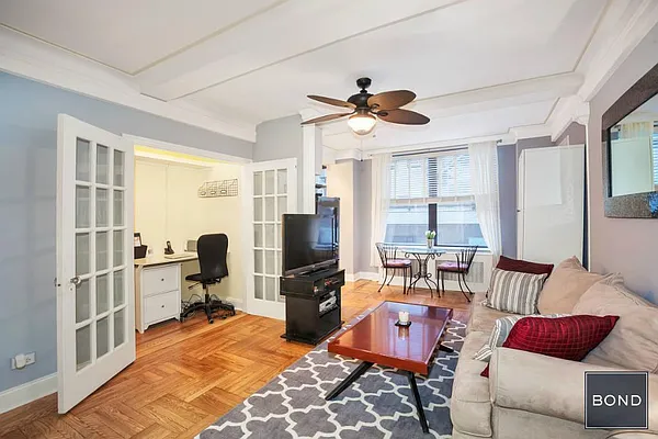 Sold by Bond New York | media 10