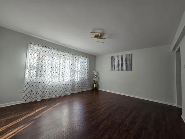 3878 Ruby St APT Gw, Schiller Park, IL 60176