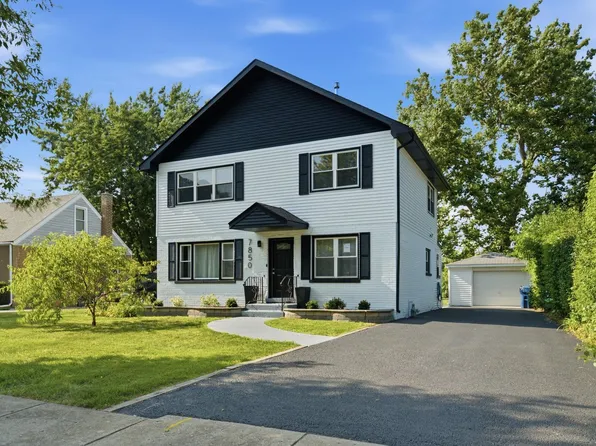 7850 Suburban Ln, Bridgeview, IL 60455