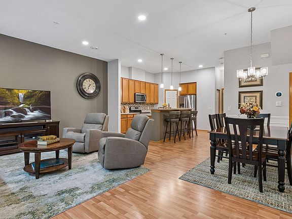 4th image of 11765 Vermillion St NE Unit G