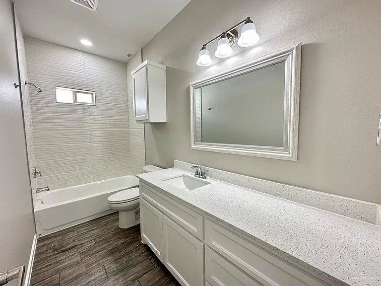 1412 Vani Dr #3 — Photo 9