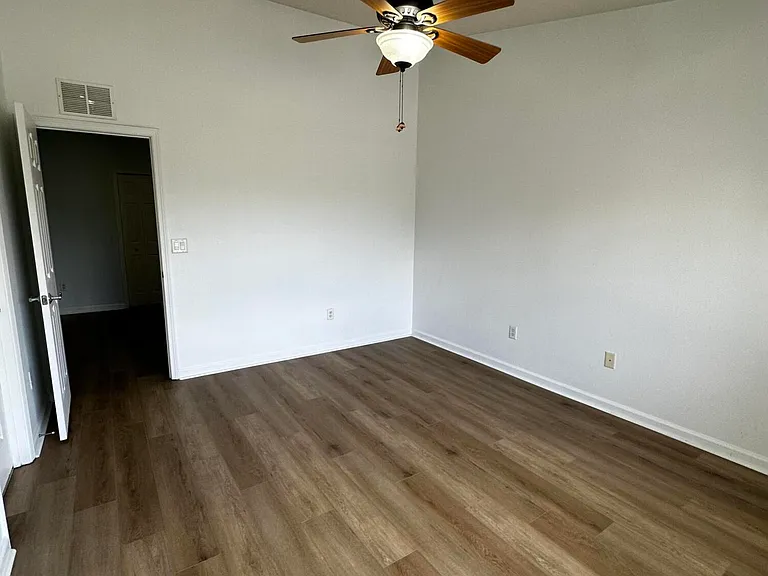 4182 Marblewood Ln — Photo 38