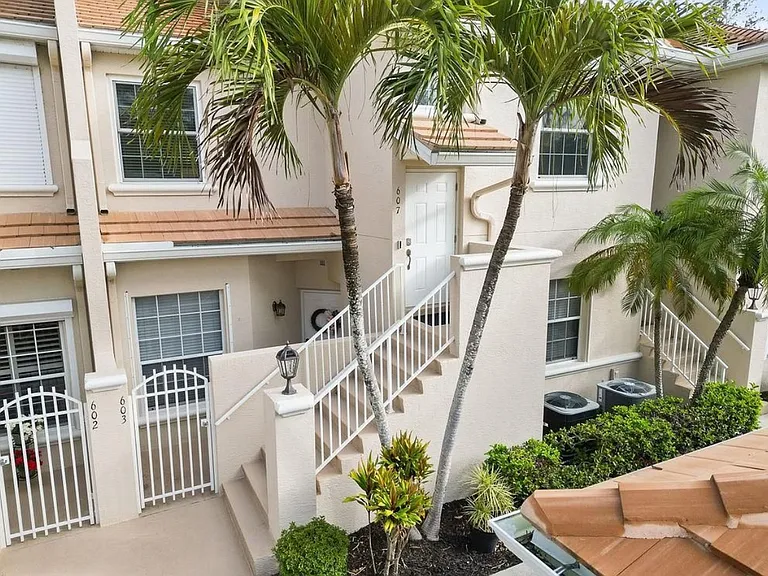 6295 Wilshire Pines Cir #607 — Photo 28