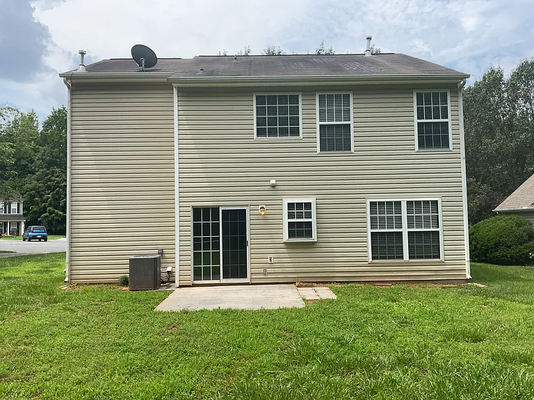 1421 Juniper Hills Ln — Photo 21