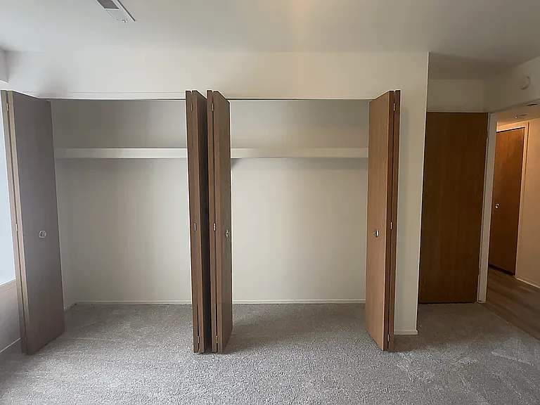 Prentiss Pointe Apartments — Photo 141