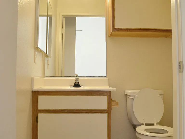 Desert Villas Apartment Homes — Photo 17