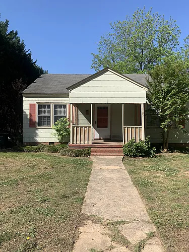 1105 N Charlotte Ave Photo 1