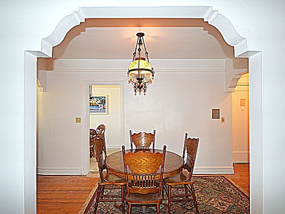 5th image of 3444 82nd St APT 6B