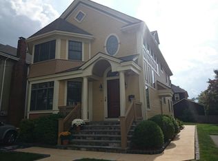 38 Garnet Rd, West Roxbury, MA 02132