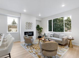 15037 SE Division St, Portland, OR 97236