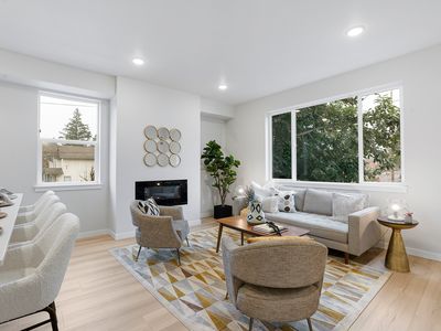15037 SE Division St, Portland, OR, 97236